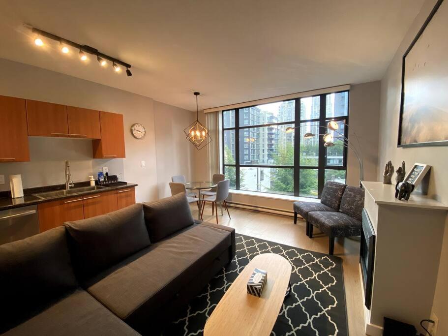 Entire Condo In Heart Of Downtown Βανκούβερ Εξωτερικό φωτογραφία